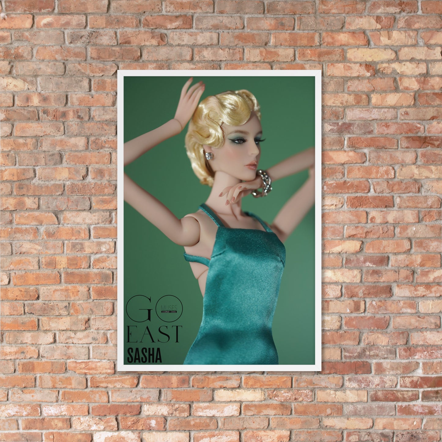 JAMIEshow Sasha Framed photo paper poster