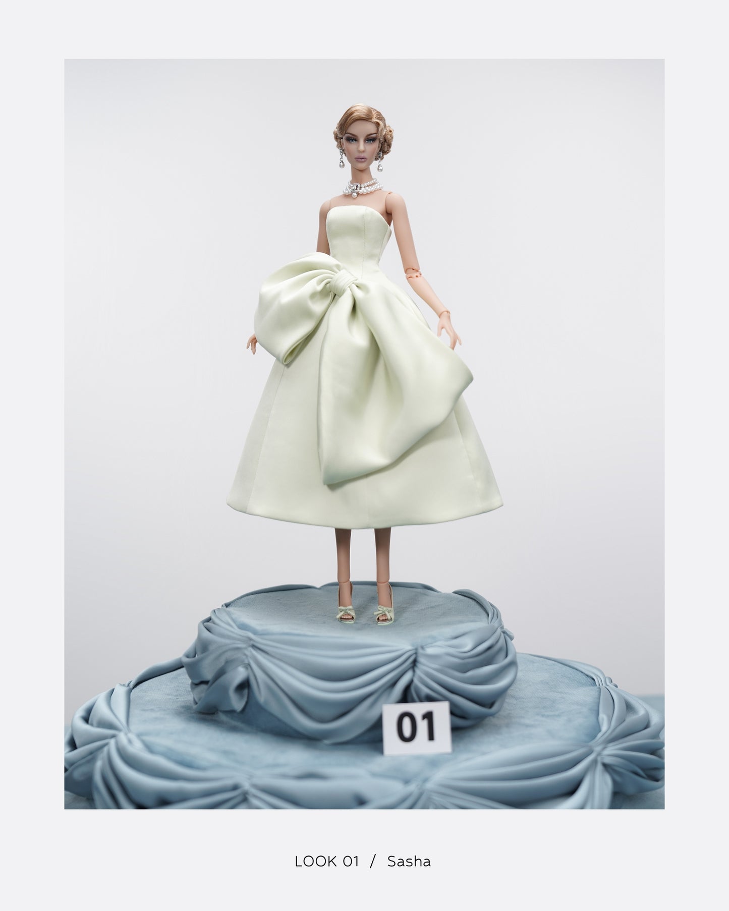 5th Anniversary Muses LOOK  01, Pre-Order Jun/Jul