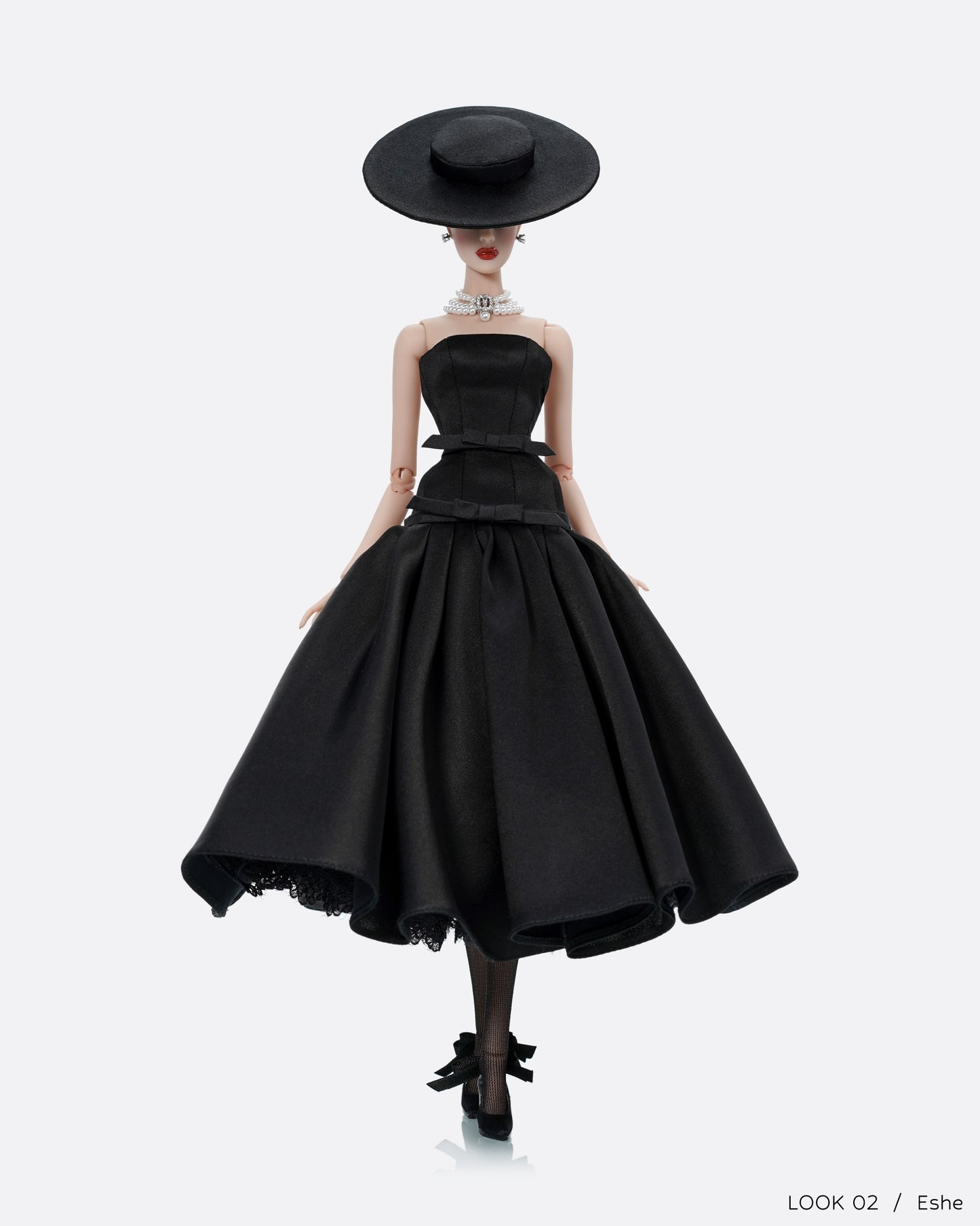 5th Anniversary Muses LOOK  02, Pre-Order Jun/Jul