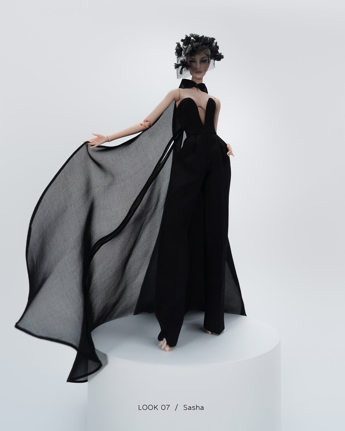 5th Anniversary Muses LOOK  07, Pre-Order Jun/Jul