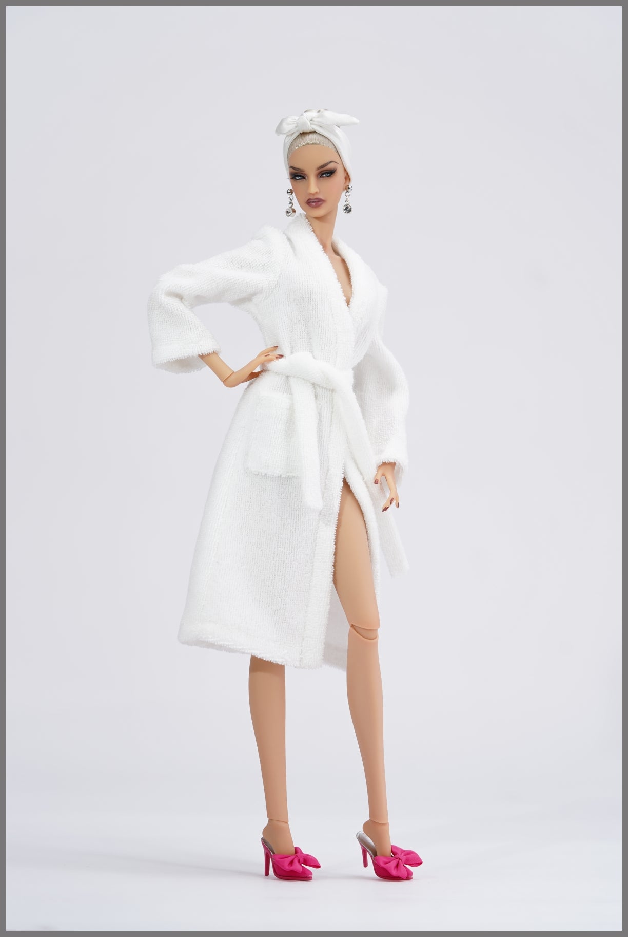 Muses La Vacanza Ginnie Dressed Doll, Pre-Oder for Winter 2023 Delivery.