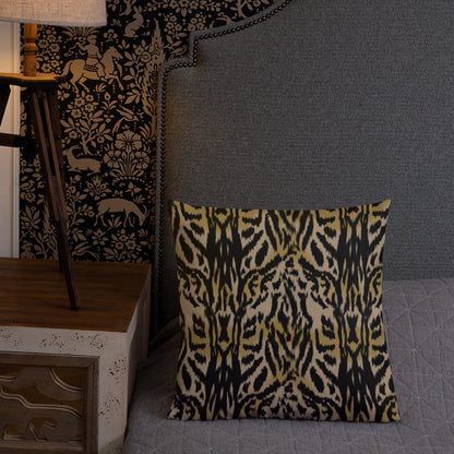 JAMIEshow Enchantment Premium Pillow