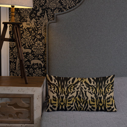 JAMIEshow Enchantment Premium Pillow