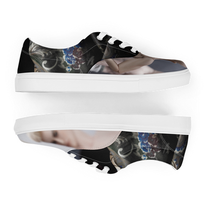 JAMIEshow Women’s lace-up canvas shoes